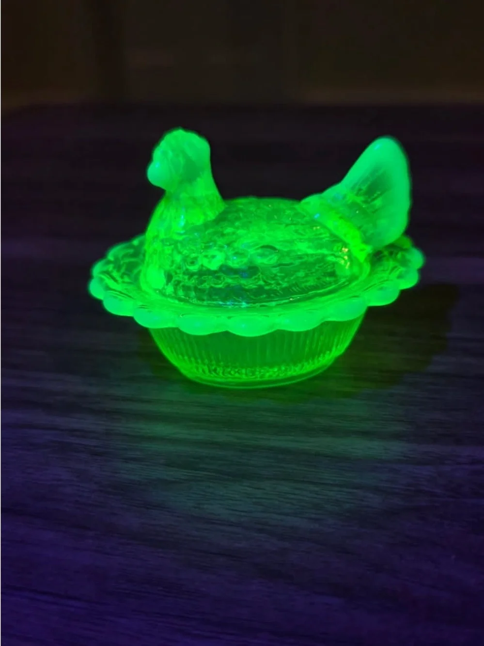 Mosser Mini Hen on Nest Uranium Vaseline Opalescent Glass M Marked